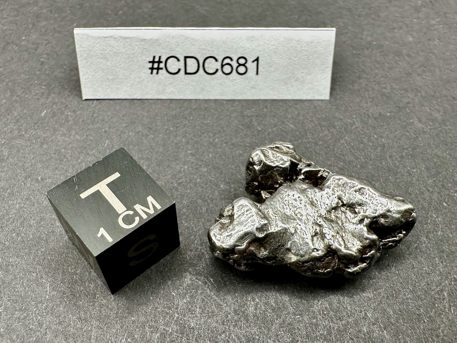 Meteoryt Campo del Cielo 9,16 g (#CDC681) - obrazek 3