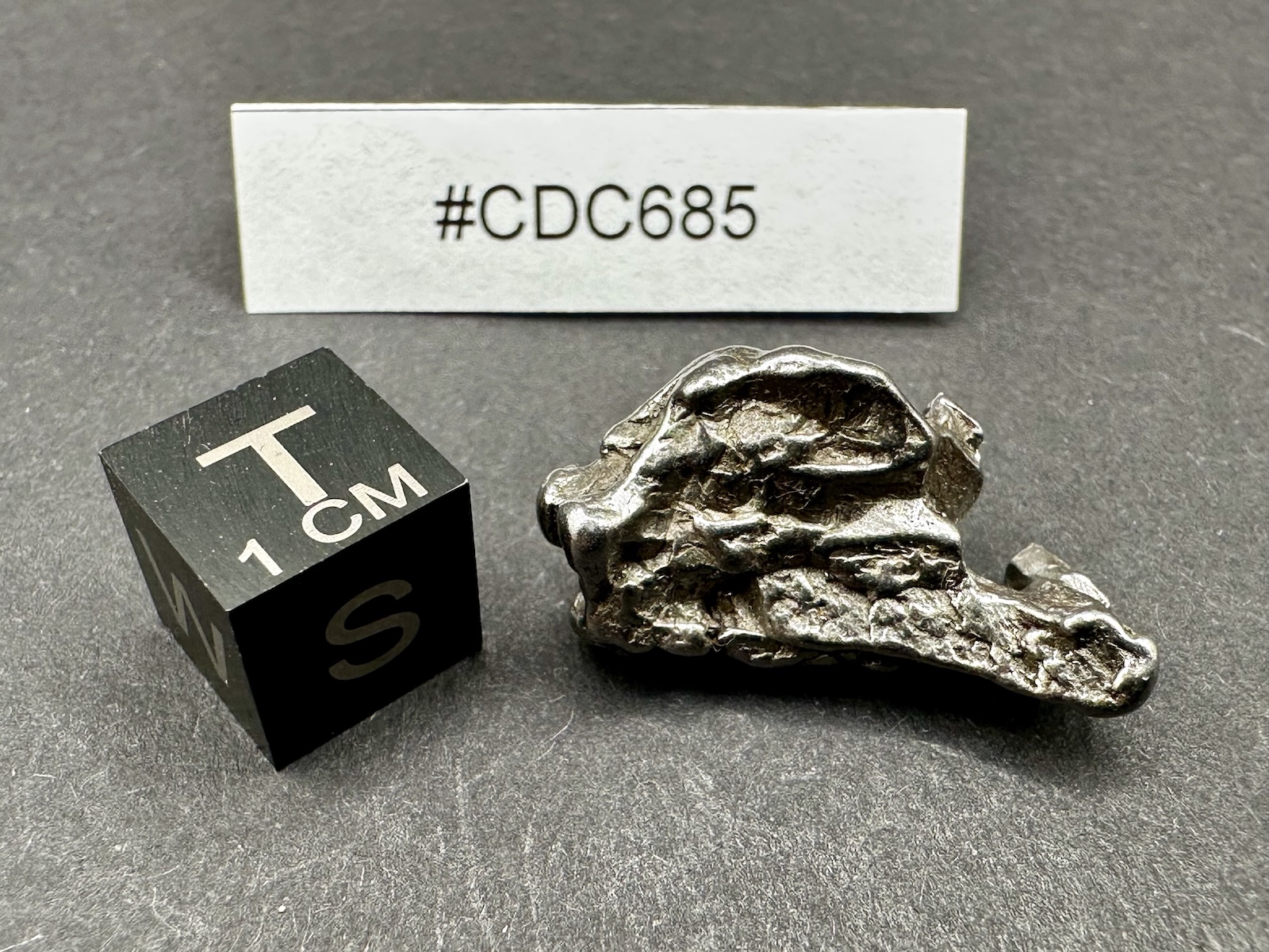 Meteoryt Campo del Cielo 7,83 g (#CDC685) - obrazek 4