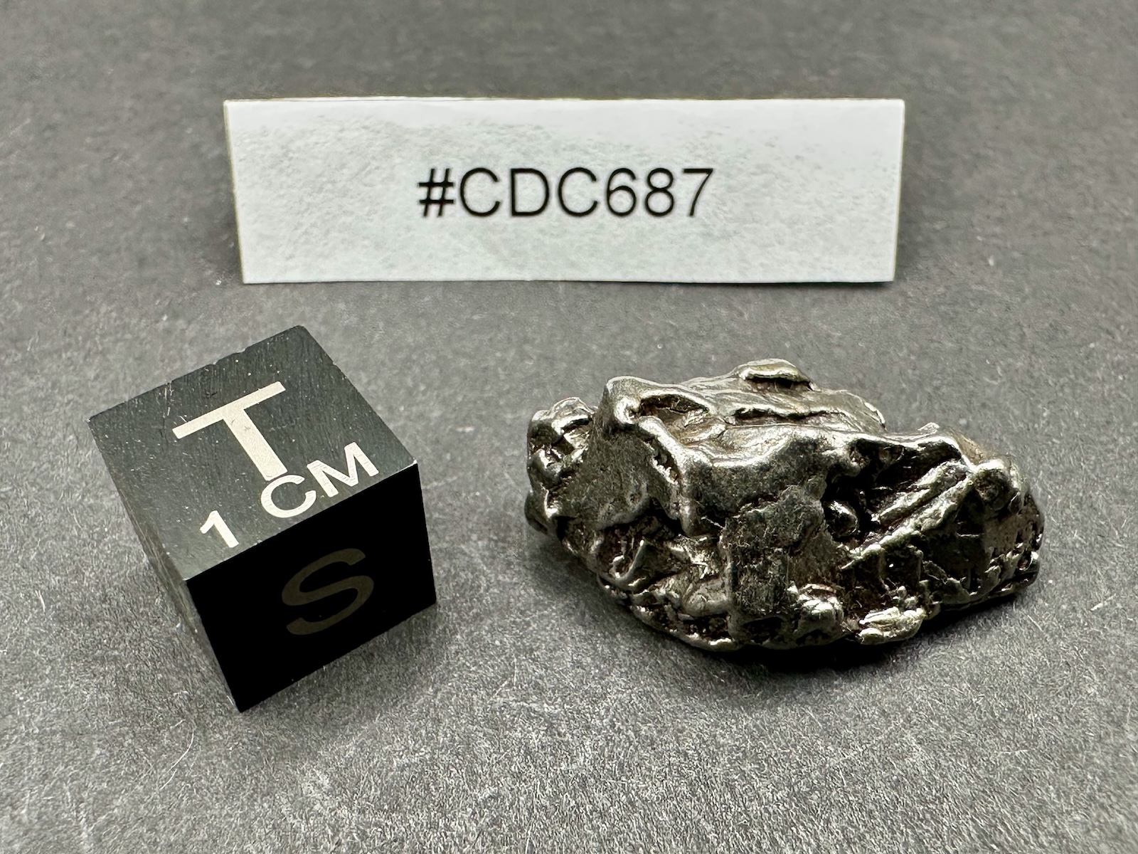 Meteoryt Campo del Cielo 8,73 g (#CDC687) - obrazek 4