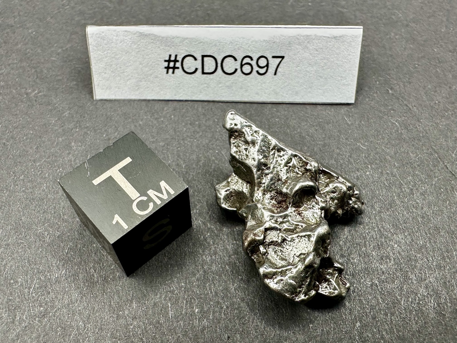 Meteoryt Campo del Cielo 6,80 g (#CDC697) - obrazek 4