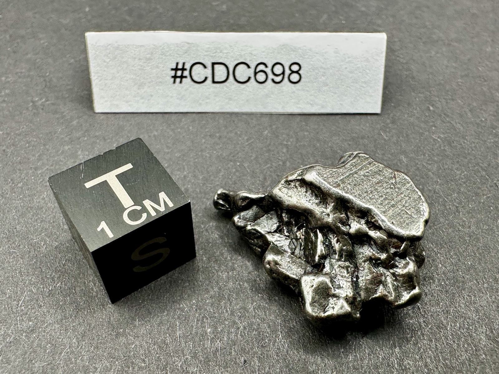 Meteoryt Campo del Cielo 8,93 g (#CDC698) - obrazek 3